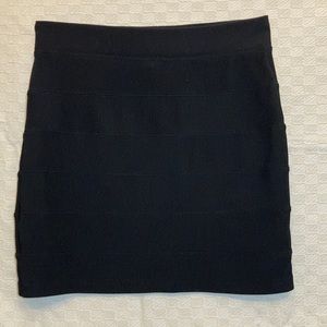 DIVIDED Knit Skirt
